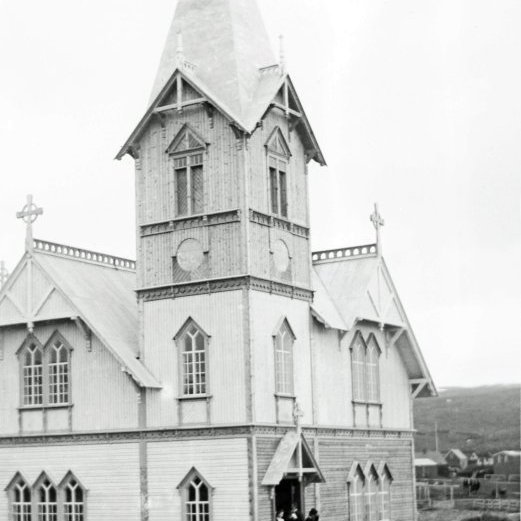 Húsavíkurkirja nýbyggð. 1907-1908.