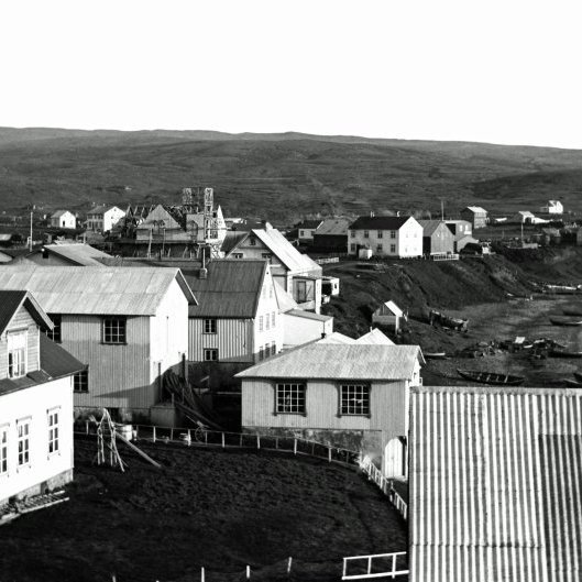 Húsavík 1907. Verið að byggja Húsavíkurkirkju.