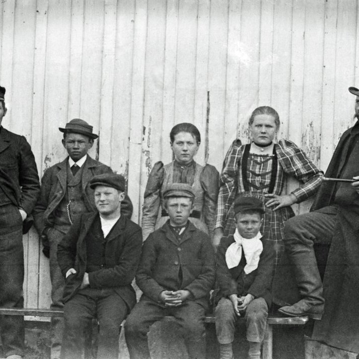 Hópur fólks. Óþekkt.