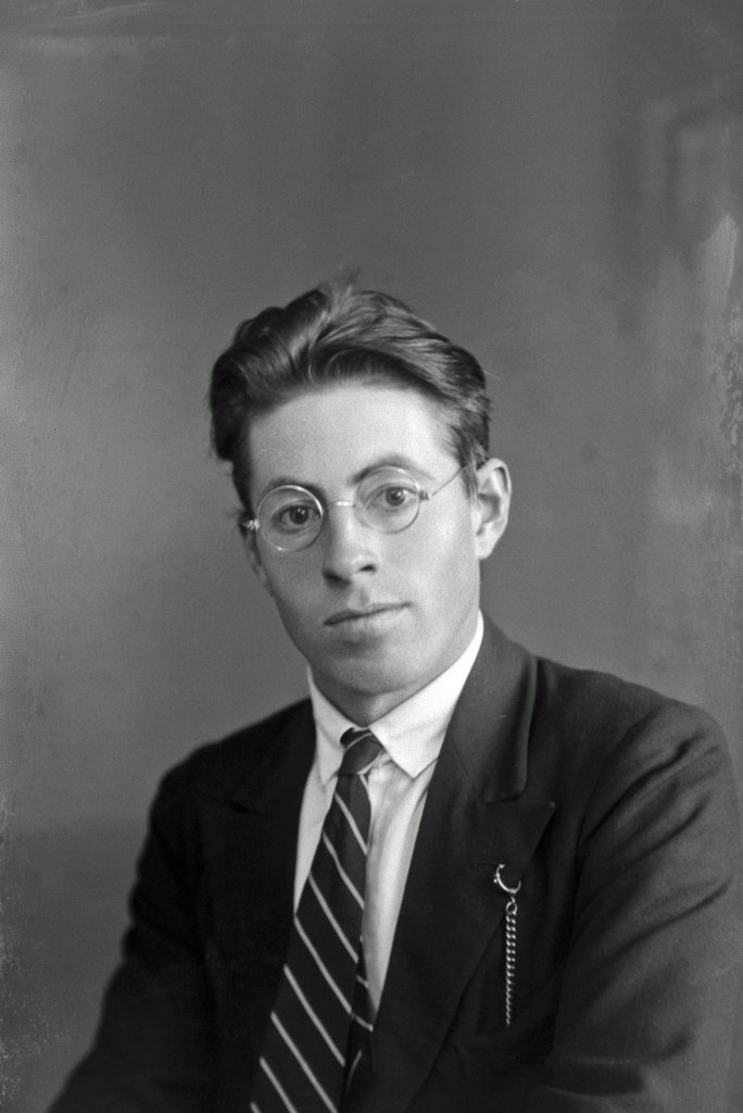 SI-4932.jpg