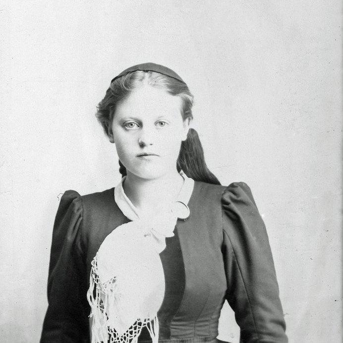 Elín Indriðadóttir, Keldunesi 1908.
