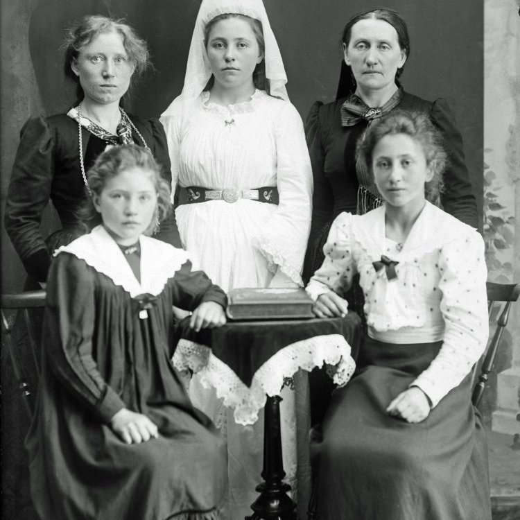 Fjölskyldan Halldórsstöðum.