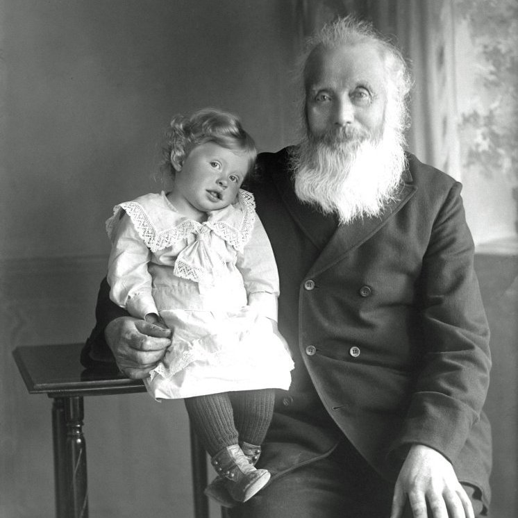 Páll Kristjánsson. - Faðir og dóttir Páls á myndinni.