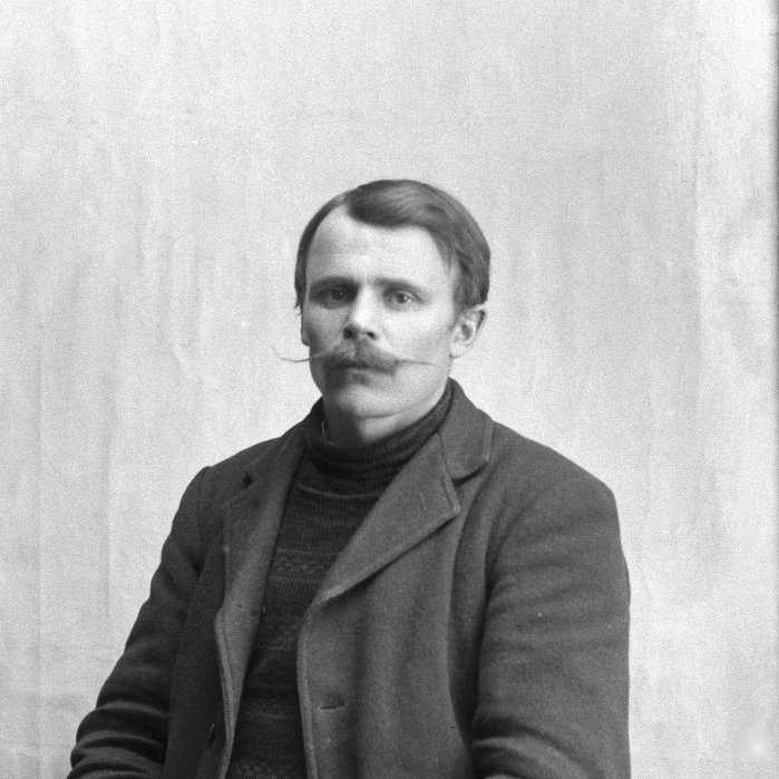 Njáll Guðmundsson, Ásmundarstöðum.