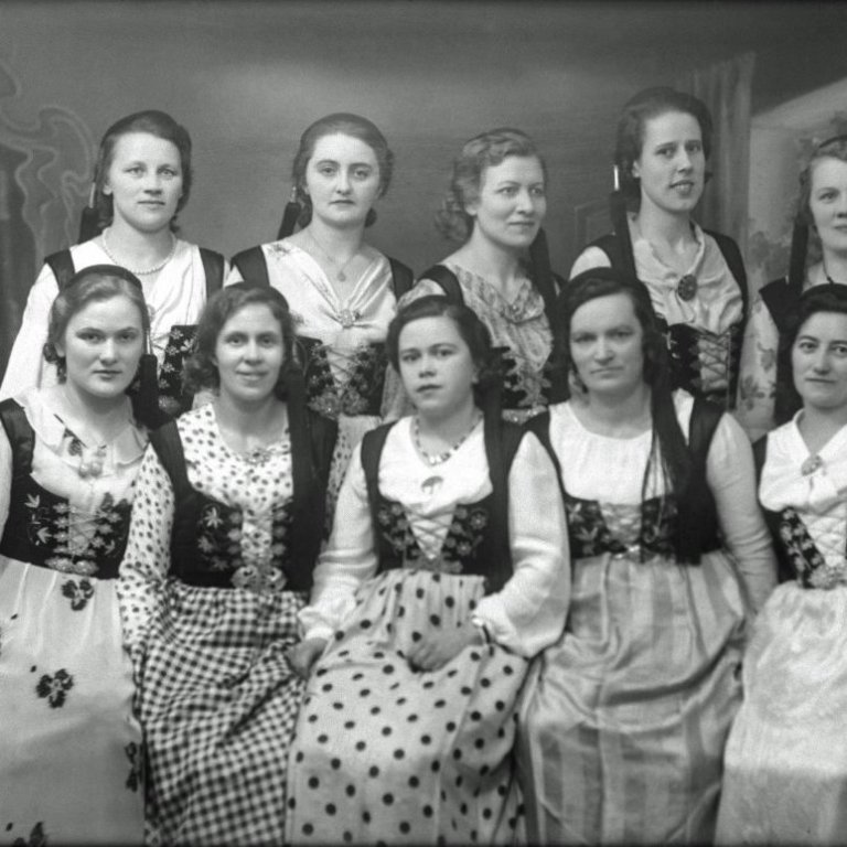 Kvennakór Verkakvennafélagsins Vonar. 1939.