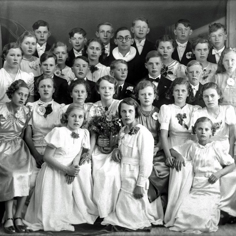 Sr. Friðrik - af fermingarbörnum 1939.