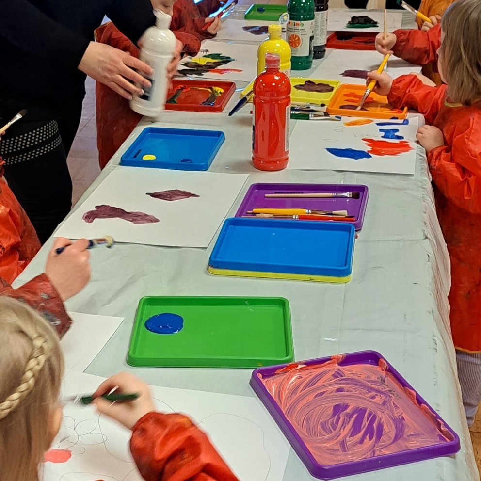 Myndlistarsýning barnanna