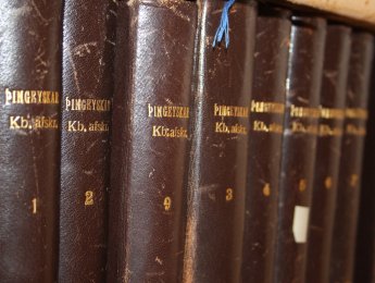 Hérðasskjalasafn - EN